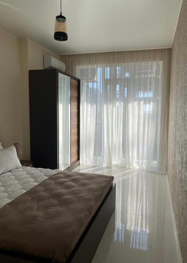 Horizons Hotel Rooms Batumi Esterno foto