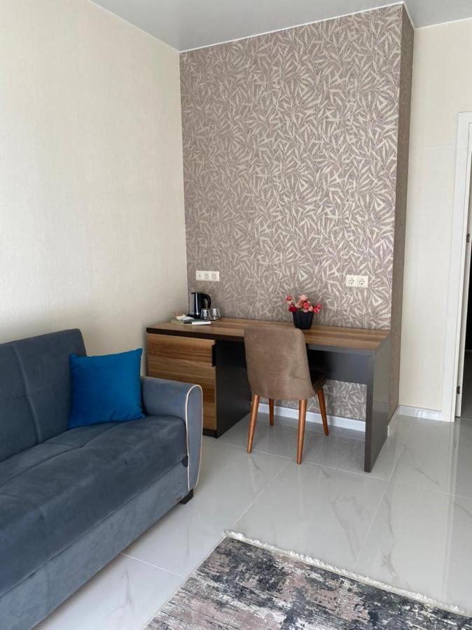 Horizons Hotel Rooms Batumi Esterno foto