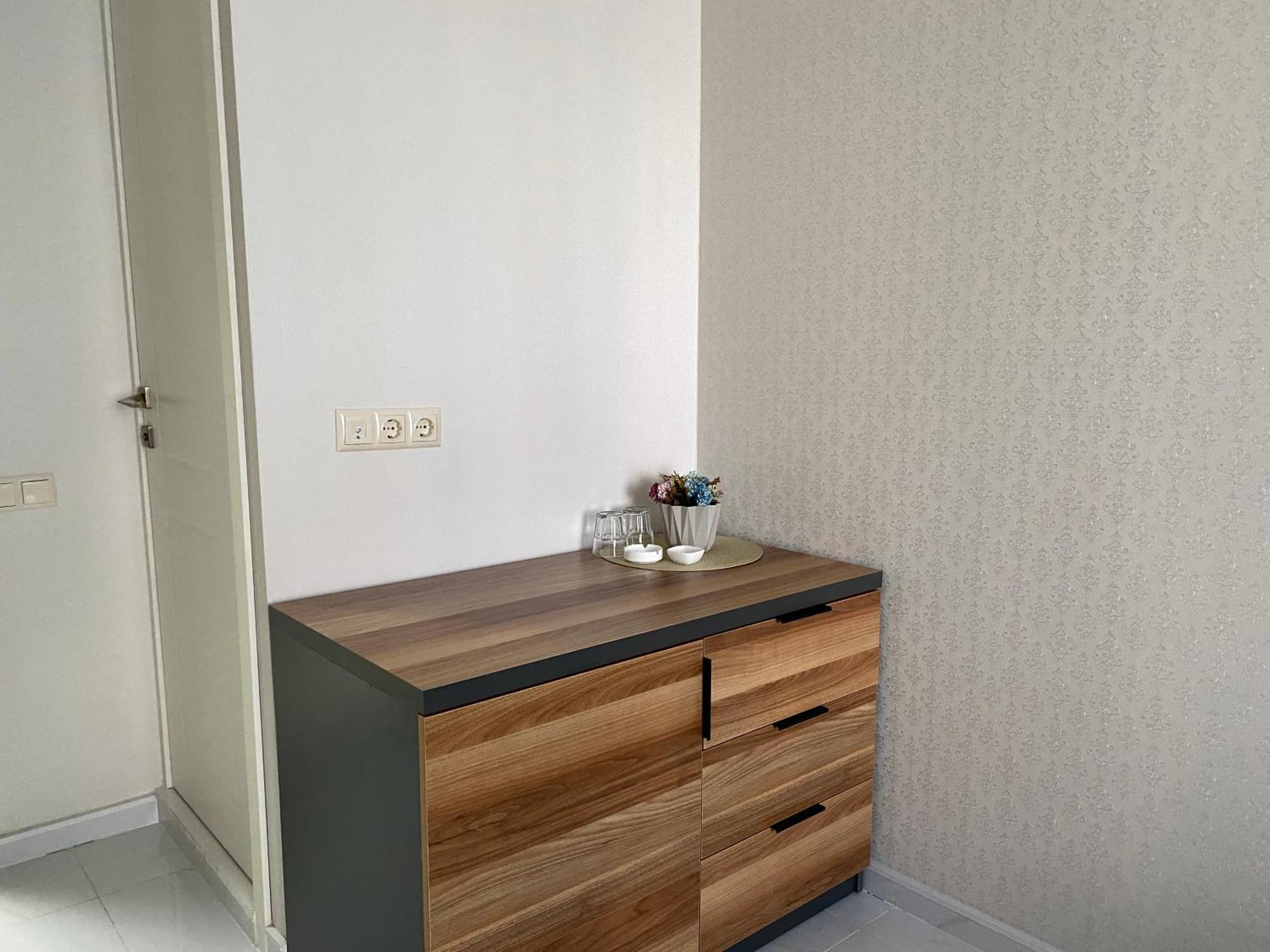 Horizons Hotel Rooms Batumi Esterno foto